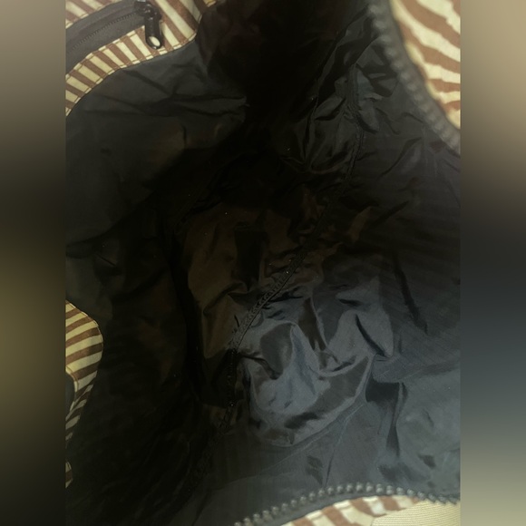 BAGGU Large Brown Stripe Crescent Bag - Picture 3 of 3